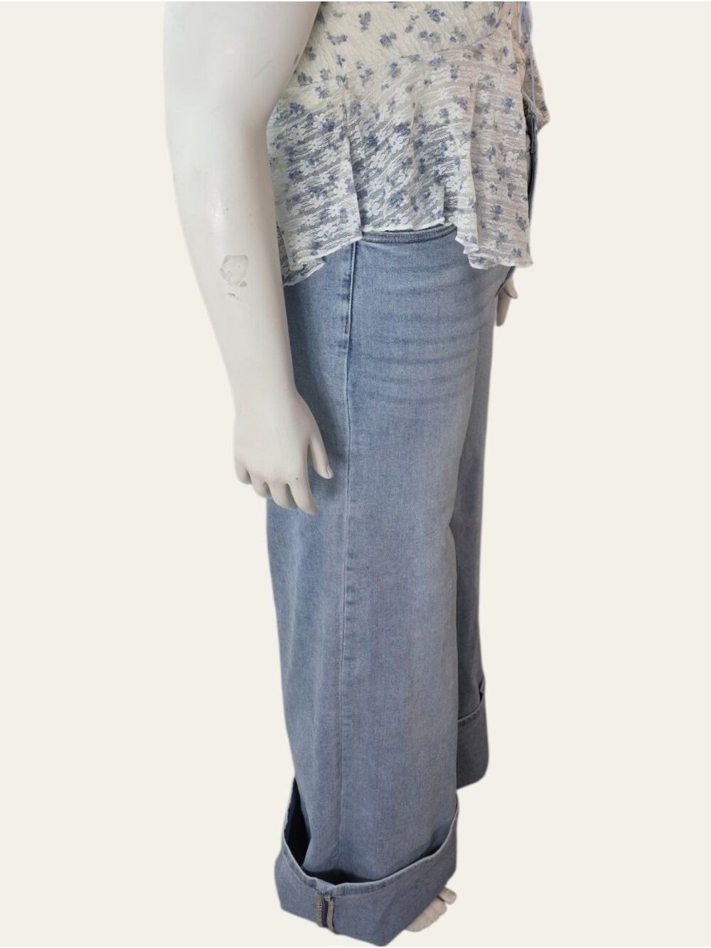 Risen The Genie 1X Tummy Control Wide Leg Cuffed Jeans NWT - Picture 6 of 10